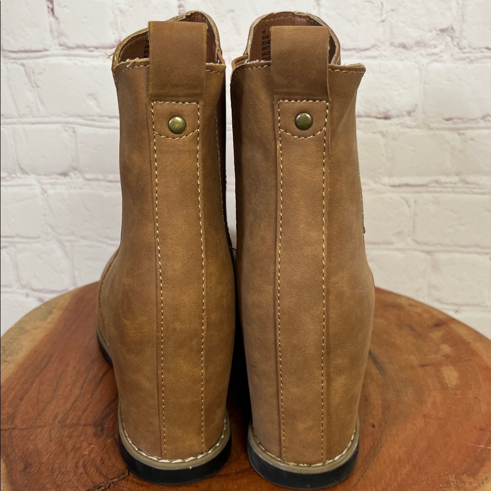 Universal Thread Women's Amalia Wedge Boots - Picture 4 of 10